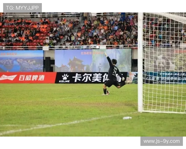 定格奥体中心足球赛场震撼精彩瞬间的全景呈现与热力激情回放 定格奥体中心足球赛场震撼精彩瞬间的全景呈现与热力激情回放